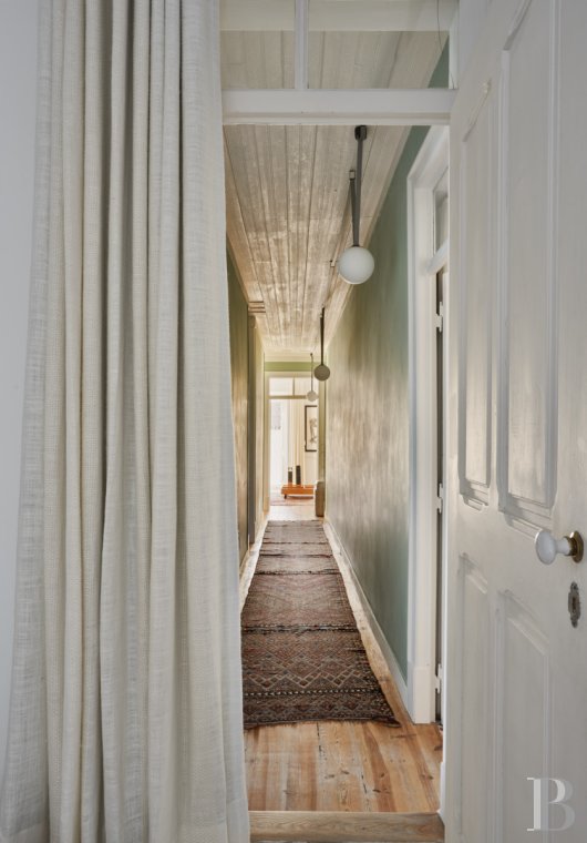 An old house renovated in contemporary design style in Alcácer do Sal, in the Alentejo region  - photo  n°14